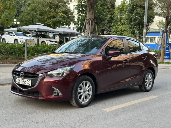 Mazda 2 1.5AT Deluxe 2018 đỏ mận dk 2019